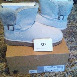 UGG BOOTS